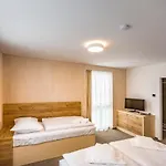 Hotel Monínec - Depandance Nová Javorka 3*