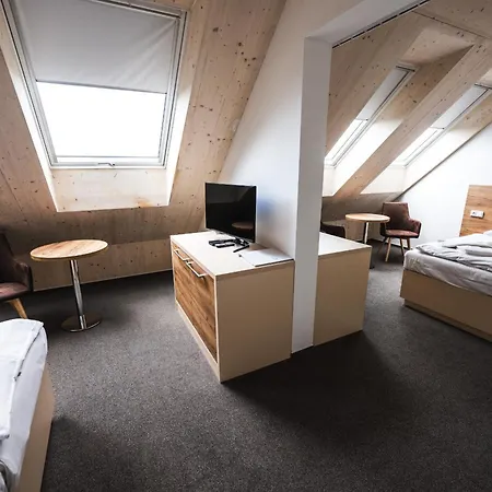 - Depandance Nova Javorka Hotell